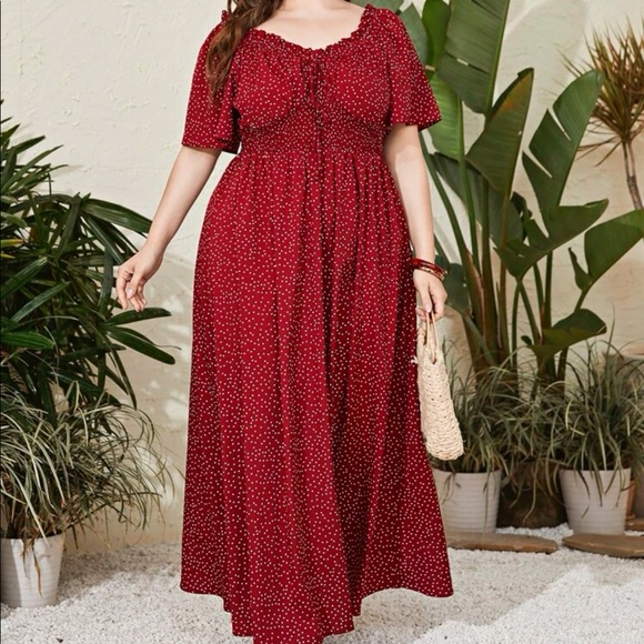 LAST FEW Plus size polka dot shirred waist tie front maxi dress - Picture 7 of 8